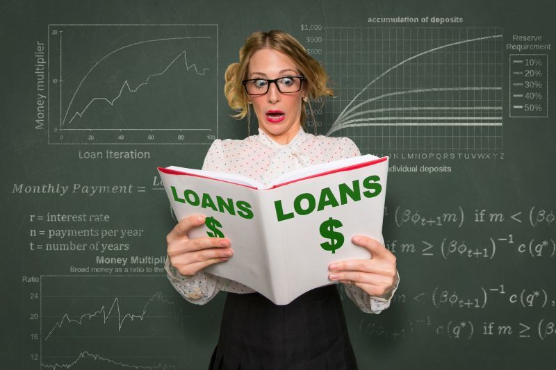 Edukacja finansowa jest podstawą rozsądnego brania pożyczek.
